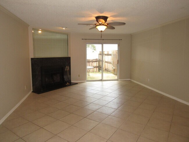 Building Photo - 9035 Governors Pl Ct