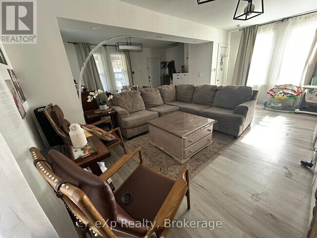 Photo du bâtiment - 159 Waterloo St