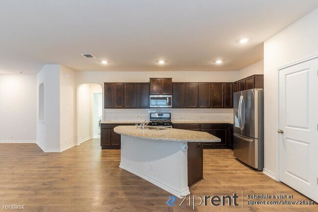 Building Photo - 4 br, 2 bath House - 9611 Western Wishes, ...