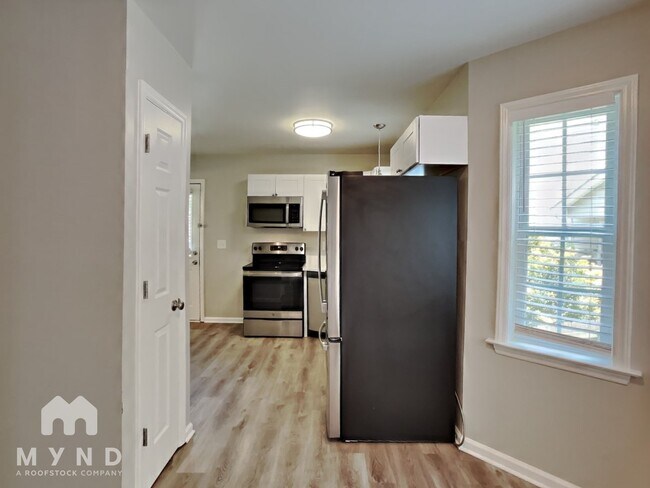 Foto del edificio - 4717 Sinclair Dr