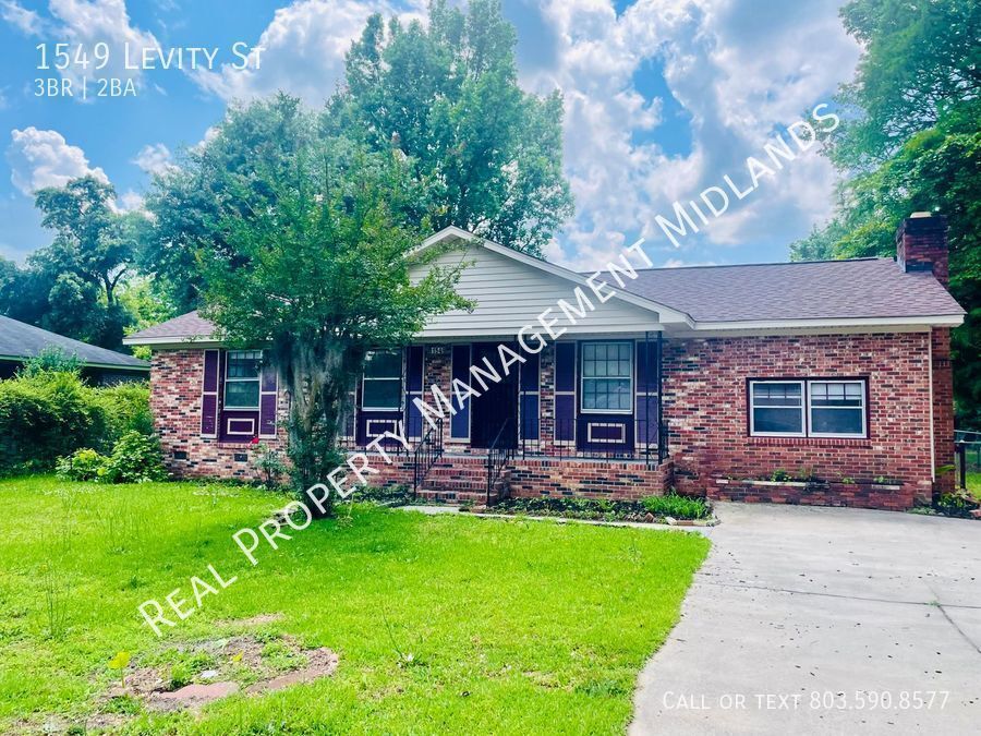 Foto principal - Welcome to your new home in Fairwold Acres...