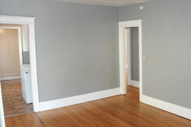 Living Room - 27 Harper St