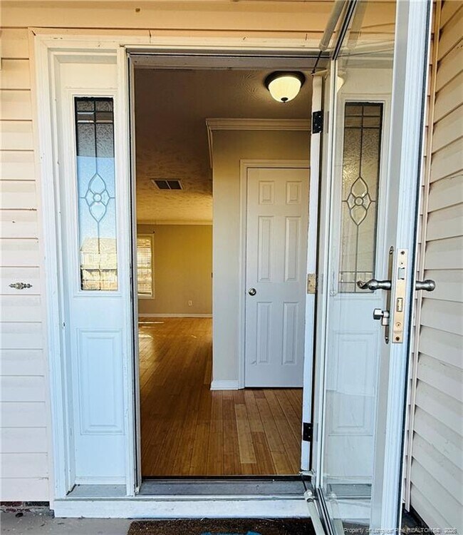 Foto del edificio - 84 Gloucester Ct