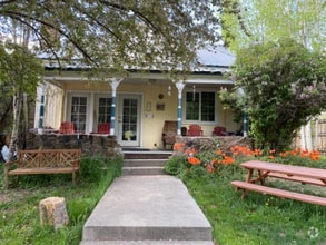 Building Photo - 174 Hermosa St