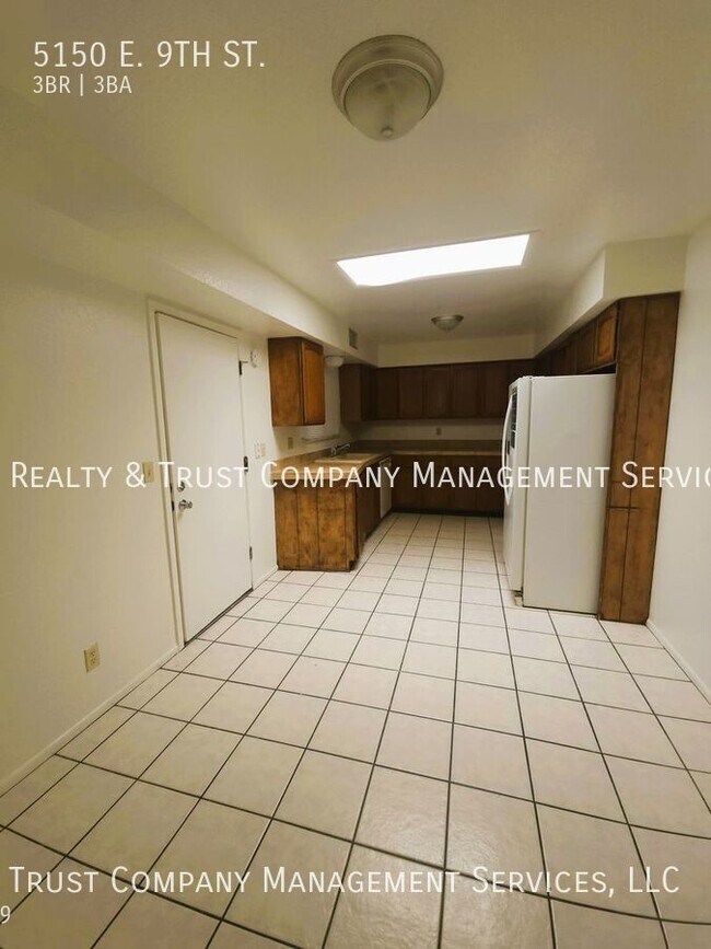 Foto del edificio - Fully refinished 3 bedroom 3 bathroom home!