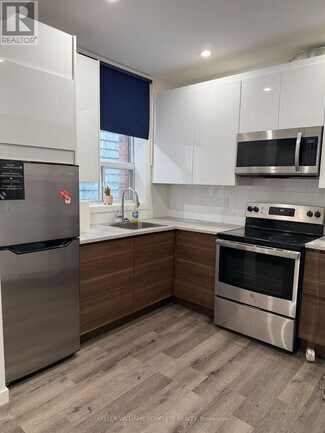 Building Photo - 1 Main St E