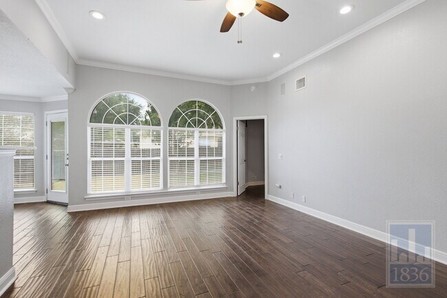 Building Photo - 8507 Jilbur Dr