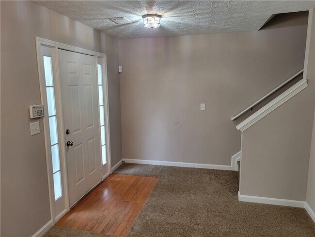 Foto del edificio - 2802 Vining Ridge Terrace