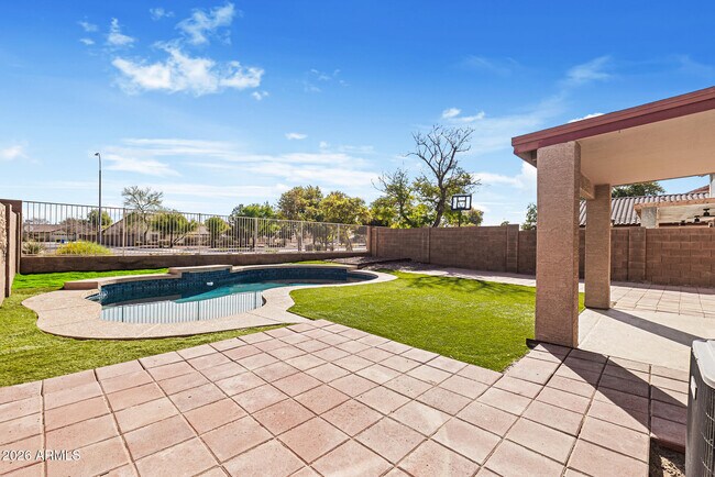 Foto del edificio - 7911 S 47th Ln