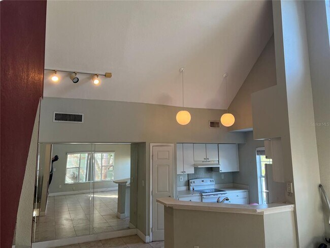 Building Photo - 9522 Lake Chase Island Way