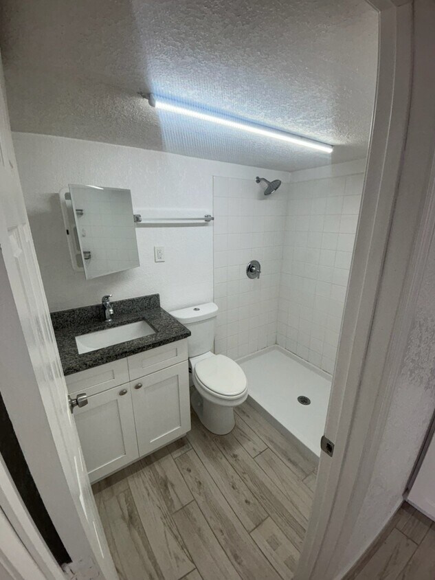 Foto del edificio - 3002 W Wilder Ave