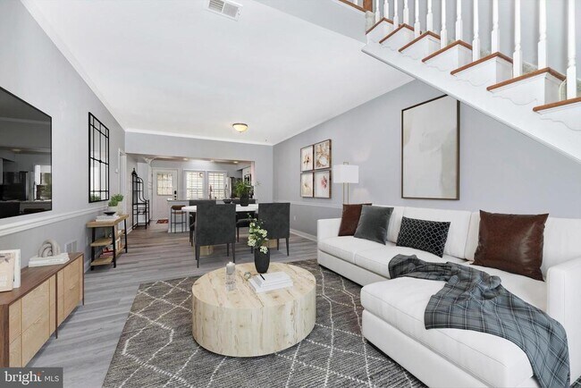 Foto del edificio - 910 McLendon Dr