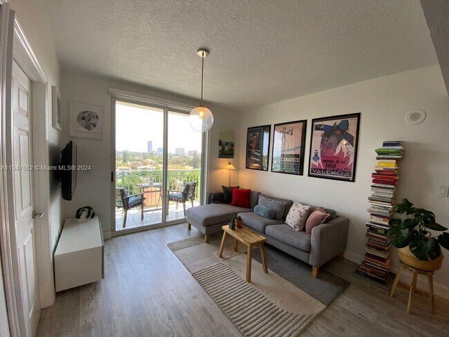 Foto del edificio - 3500 Coral Wy