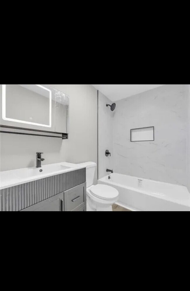 Foto del edificio - 101 Ellison Cir