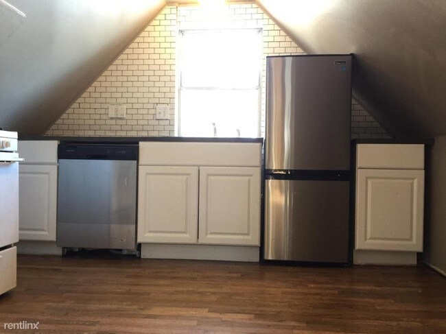 Building Photo - 1 br, 1 bath Apartment - 1280 Race St