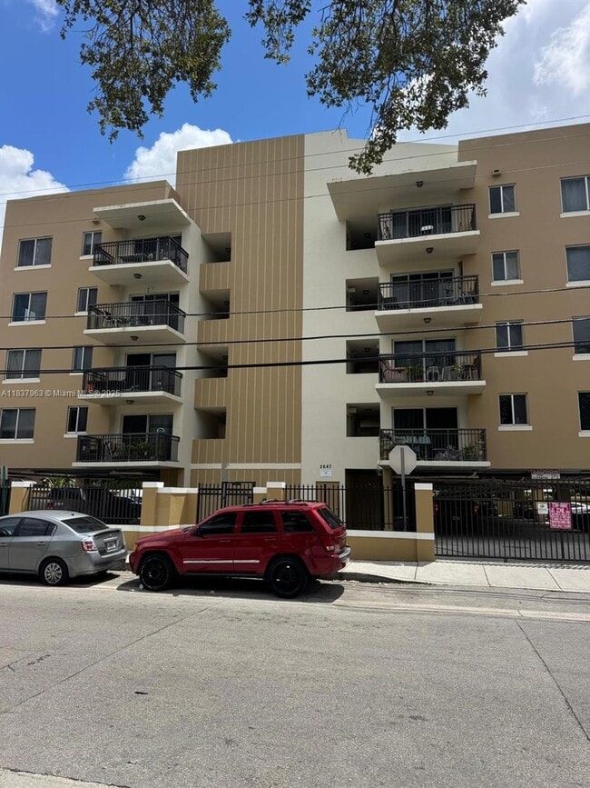 Building Photo - 2647 NW 25th Ave