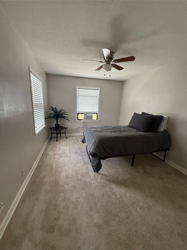 Building Photo - 2917 Ashley St