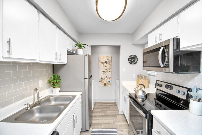 Foto del edificio - 2701 W Bellfort Ave