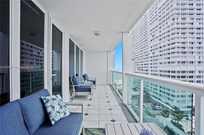 Foto del edificio - 2100 S Ocean Dr