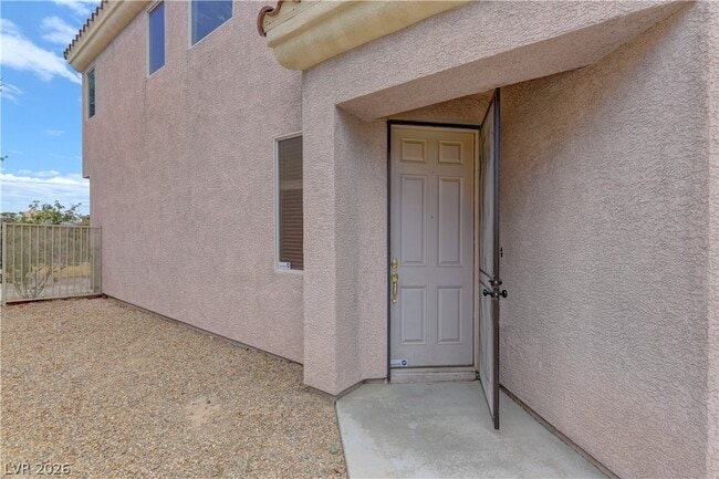 Foto del edificio - 9278 Bearded Iris Ave