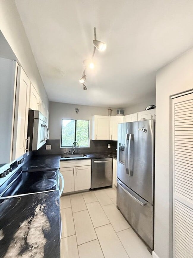 Building Photo - 3br/2ba/2pkg Townhouse in Mililani PETS NEGOTIABLE