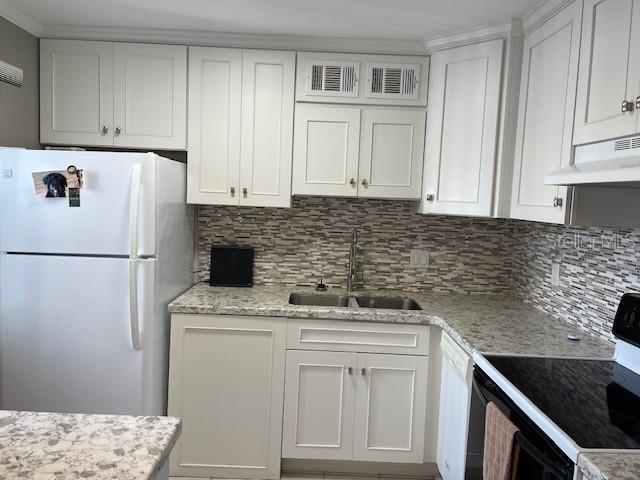 Foto del edificio - 33 S Gulfstream Ave