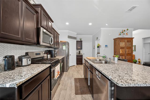 Foto del edificio - 9713 Fallston Dr