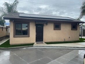 Building Photo - 5029 Cutler Ave