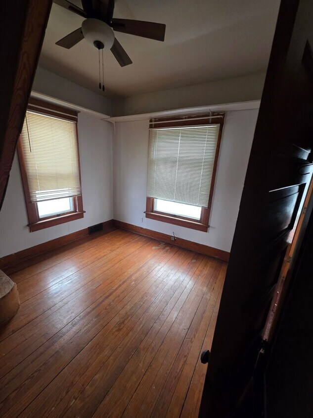 Foto del edificio - ? Move-In Ready 2 Bed | 1 Bath Home ?