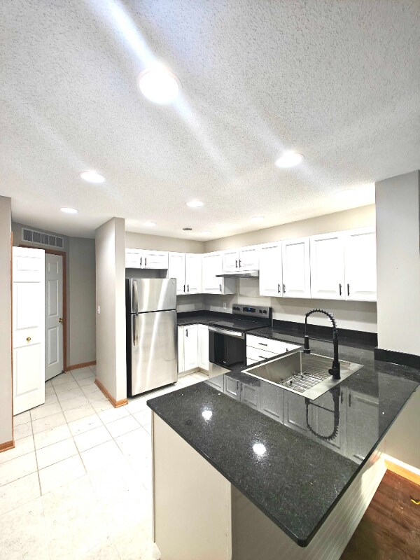 Foto del edificio - 17433 Glacier Wy