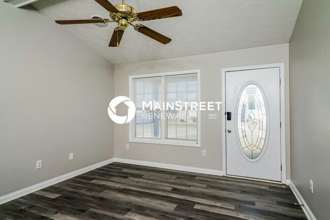 Building Photo - 3 Bedroom Pet-Friendly Home in SHEPHERDSVI...