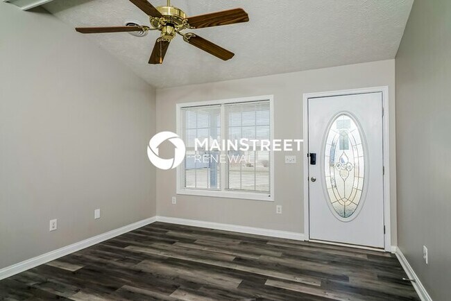 Foto del edificio - 3 Bedroom Pet-Friendly Home in SHEPHERDSVI...