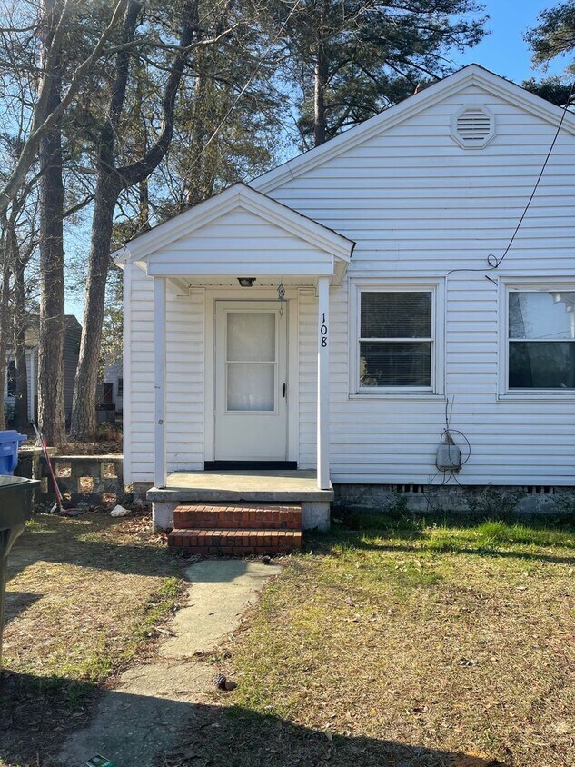 Foto principal - 108 Brainerd Ave Fayetteville, NC 28301
