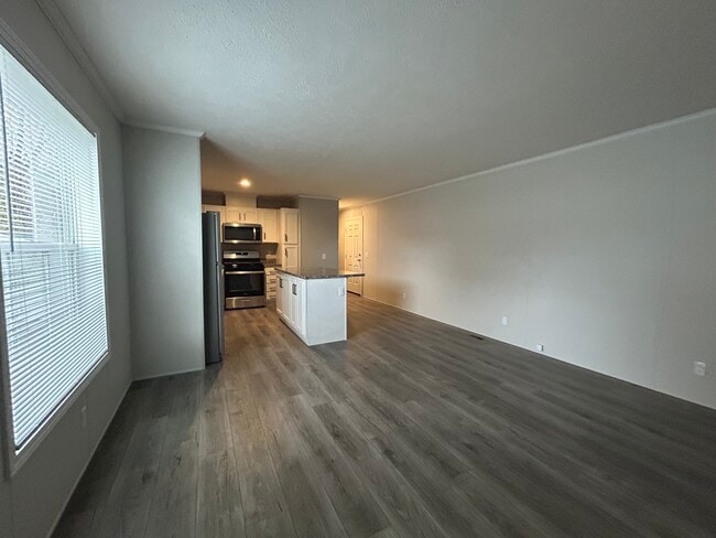 Foto del edificio - 11424 Oakgrove Dr