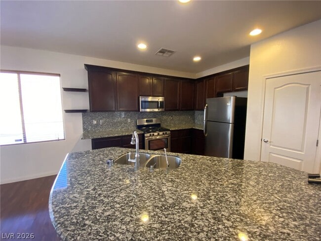 Building Photo - 2016 Turtle Beach Ave