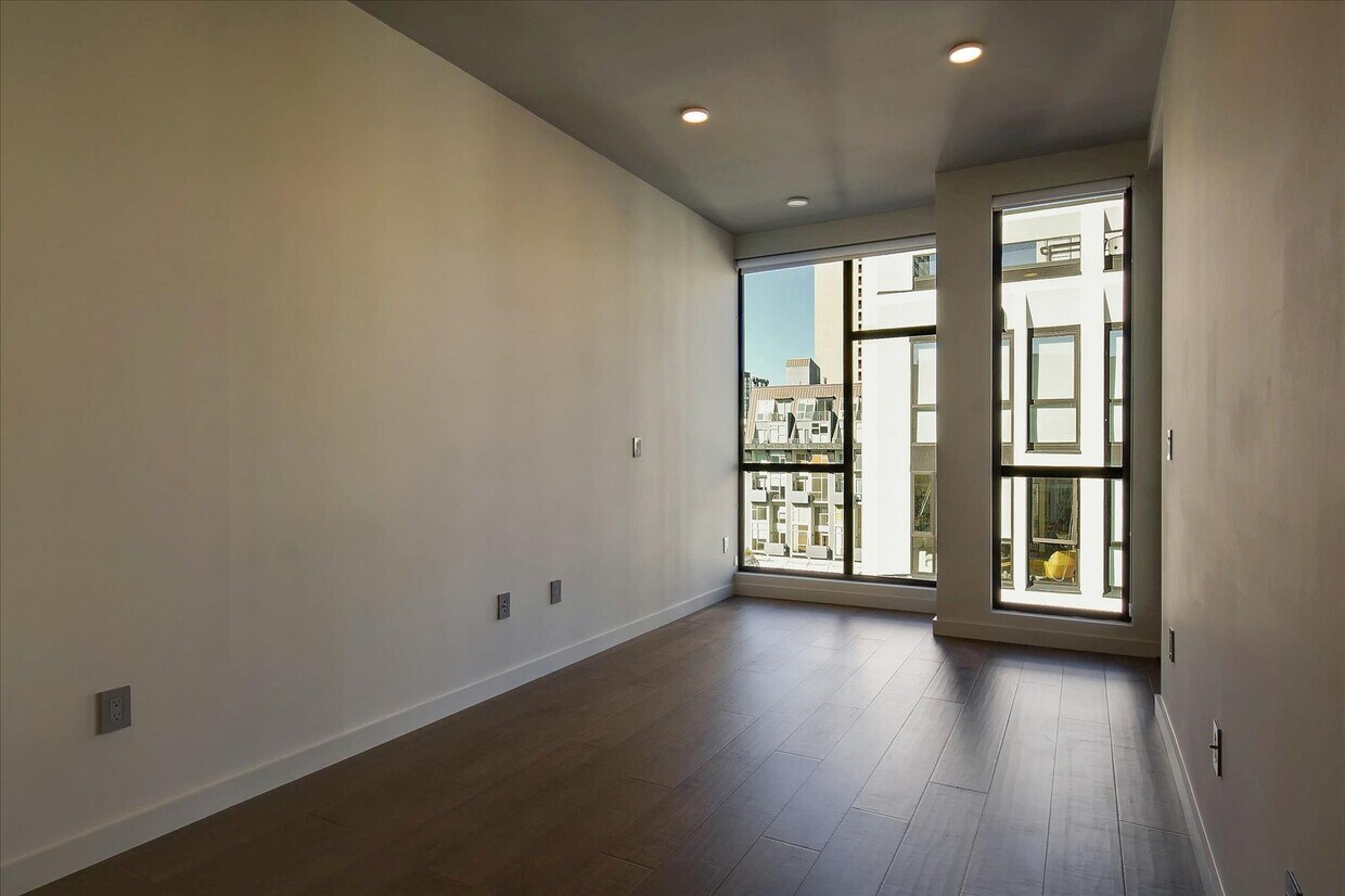 Primary Photo - 1238 Sutter St