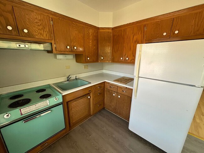 Foto del edificio - 8504 W Howard Ave