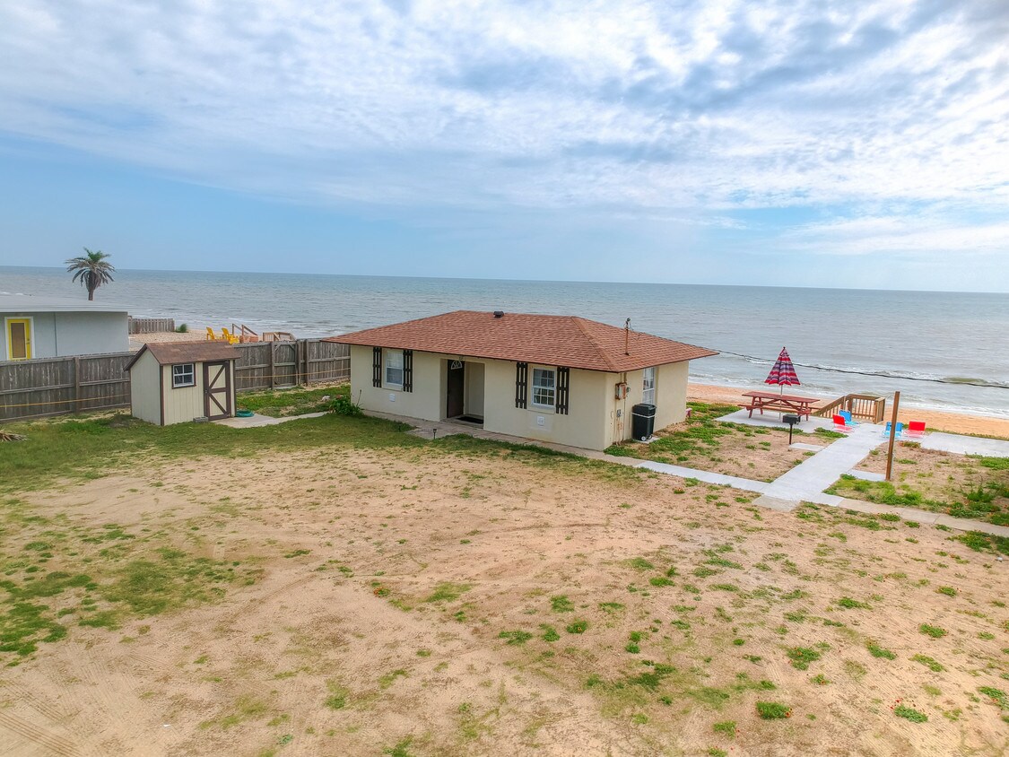 3121 N Ocean Shore Blvd, Flagler Beach, FL 32136 House Rental in