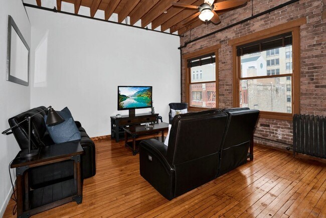 Foto del edificio - 711 S Dearborn St