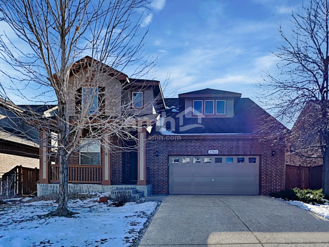 Primary Photo - 25068 E Canal Place