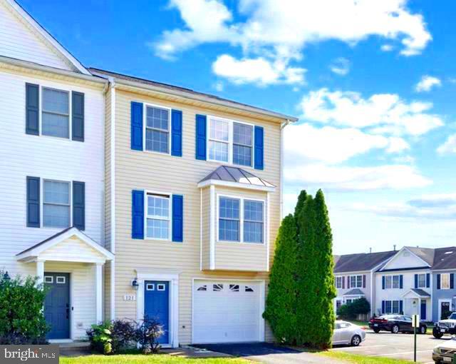 121 Seabreeze Ln, Winchester, VA 22602 Townhome Rentals in Winchester