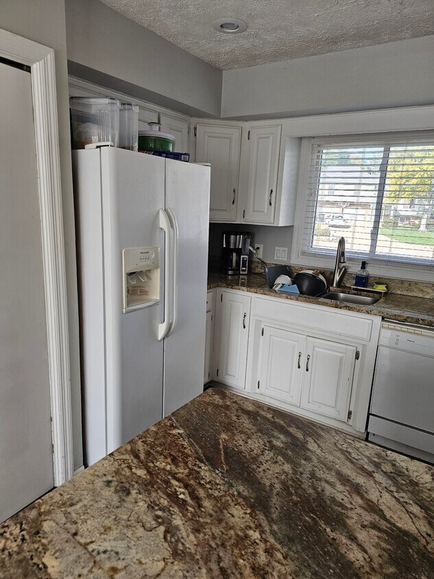 Foto del edificio - 14471 Spring Cir