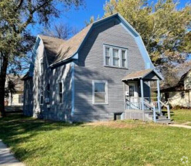 Apartments for Rent in Redfield SD