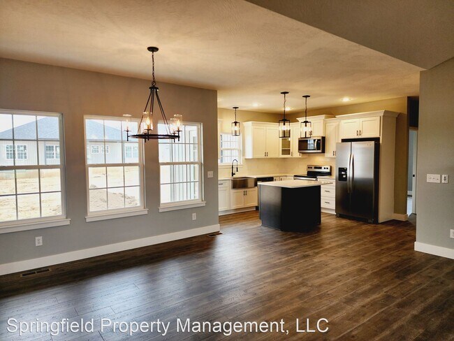 Building Photo - 4 br, 3 bath House - 553 Delaware Ct