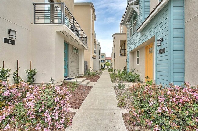 Foto del edificio - 6 Crown Point Dr