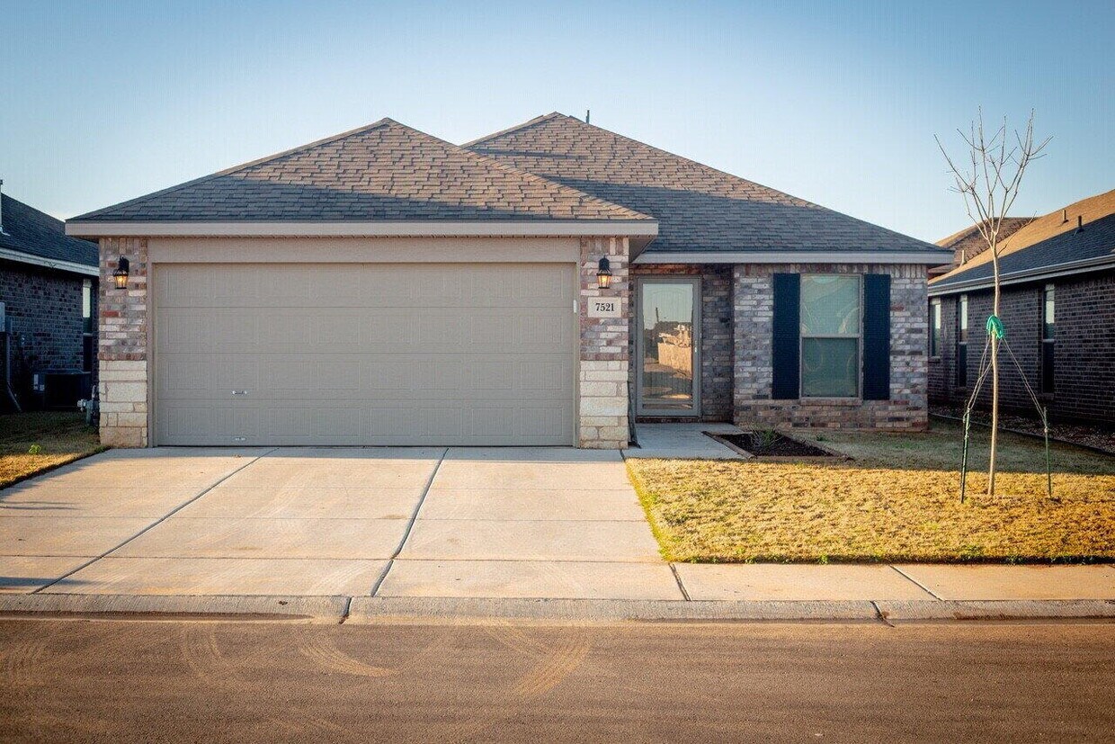 Foto principal - 7521 103rd St