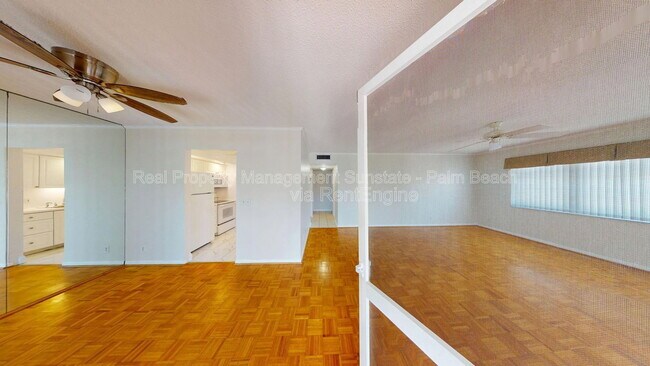 Building Photo - 4201 S Ocean Blvd
