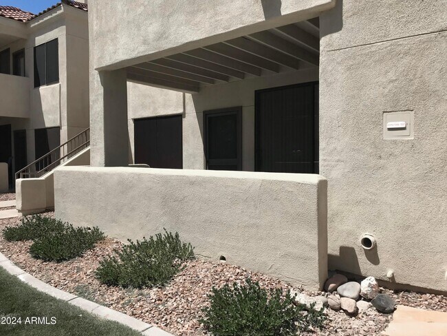Foto del edificio - 7575 E Indian Bend Rd