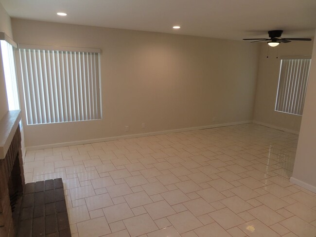 Building Photo - Four Bedroom House in the Paradise Hills Neighborhood of San Diego