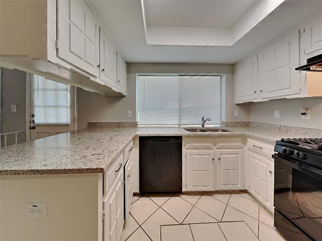Foto del edificio - 5525 Fox Hill Ln